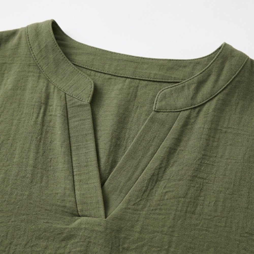 Solenne – Blouse Femme à Col V Drapeau Doux