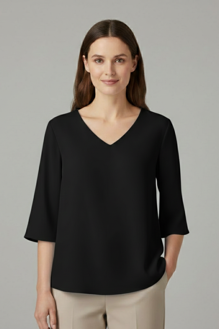 Blouse pour femmes avec décolleté en V et manches trois-quarts
