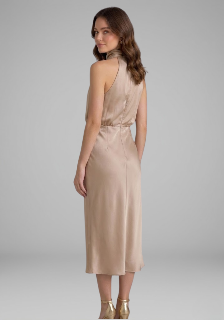Robe Femme avec Col Montant et Devant Drapé