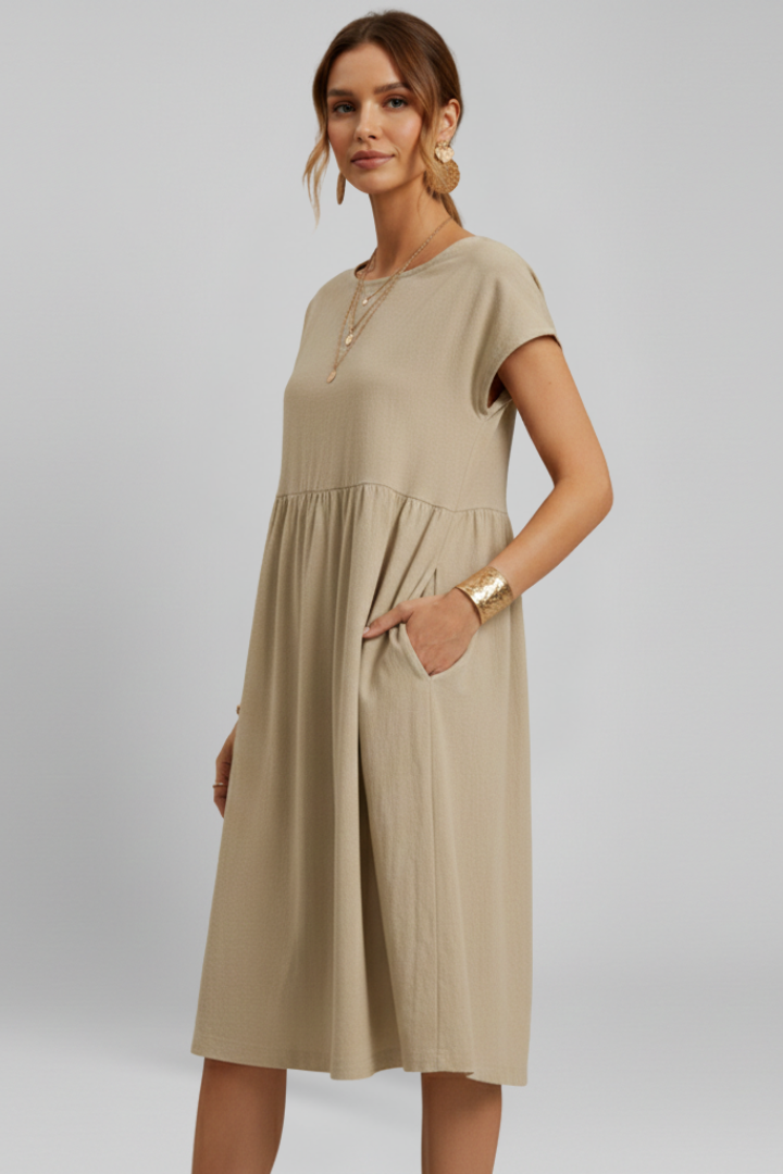 Robe Femme avec Encolure Ronde et Poches Latérales