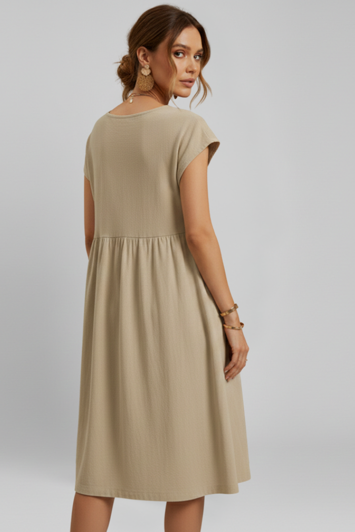 Robe Femme avec Encolure Ronde et Poches Latérales