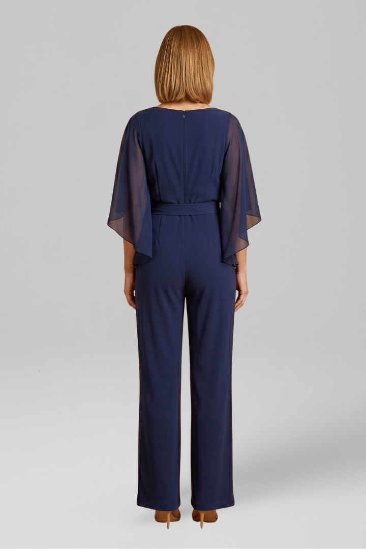 Combinaison Femme avec Décolleté en V et Ceinture à Nouer