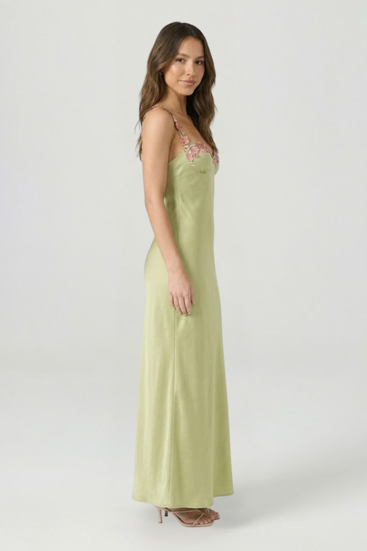 Robe Maxi Femme avec Broderie Florale et Silhouette Sculptée
