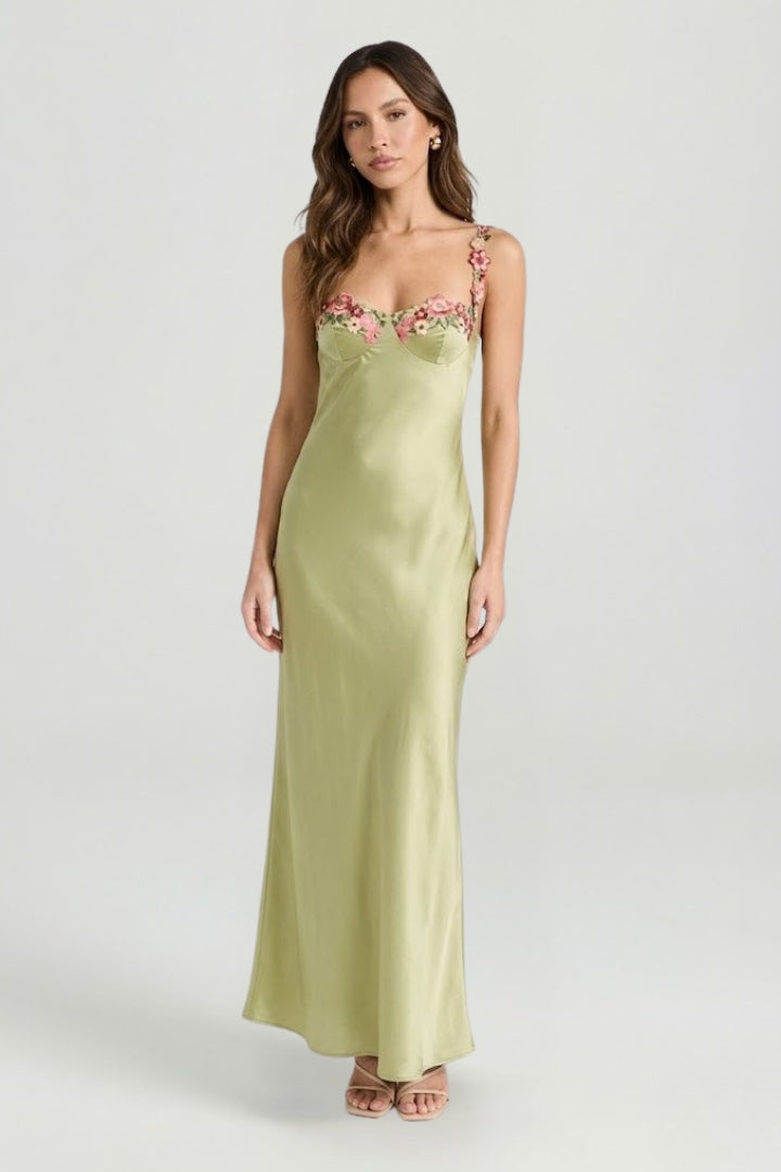 Robe Maxi Femme avec Broderie Florale et Silhouette Sculptée