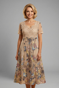 Robe Midi Femme avec Détails en Dentelle et Décolleté en V