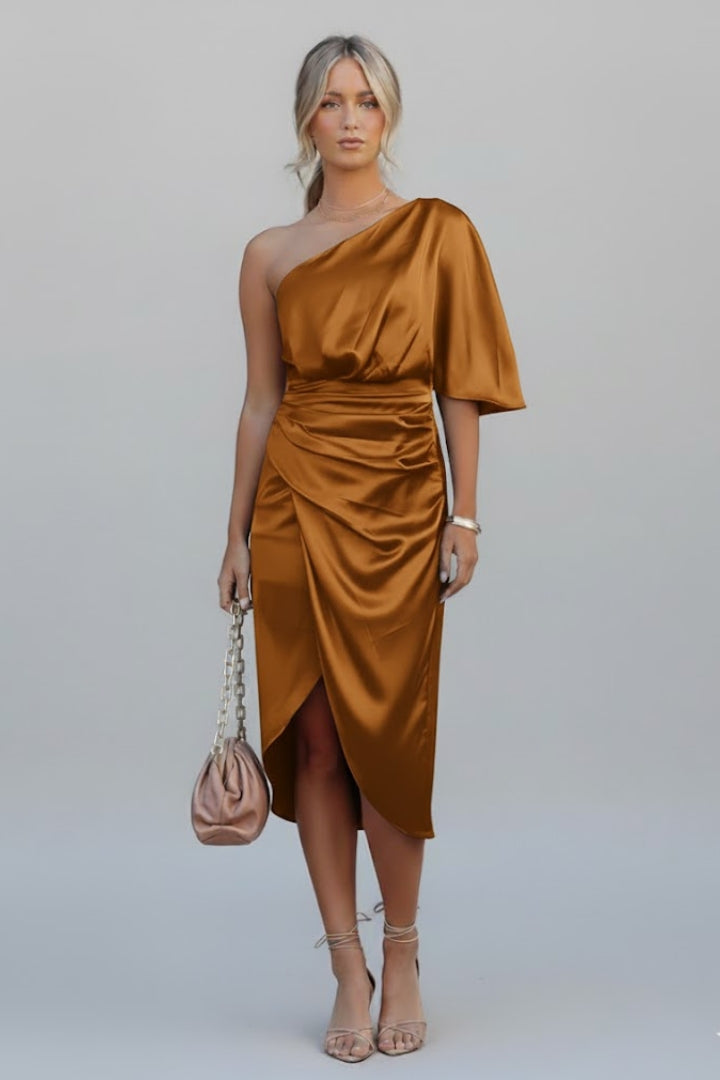 Robe midi à une épaule pour femmes avec taille drapée
