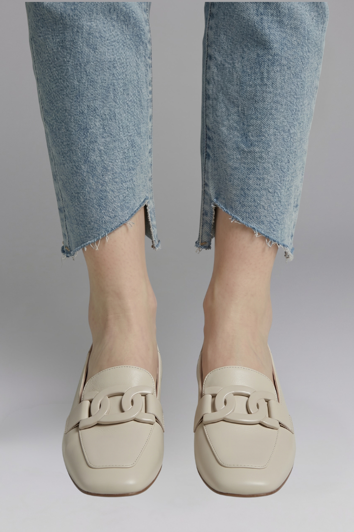 Mocassins orthopédiques en cuir pour femmes avec bout carré pour un usage quotidien