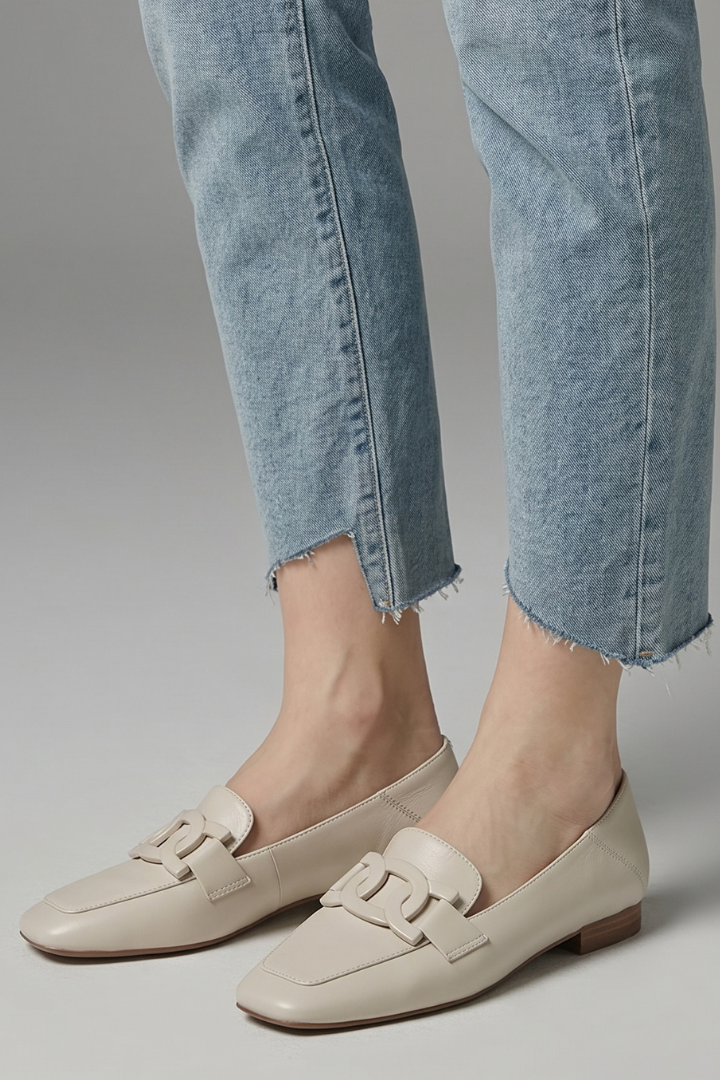 Mocassins orthopédiques en cuir pour femmes avec bout carré pour un usage quotidien