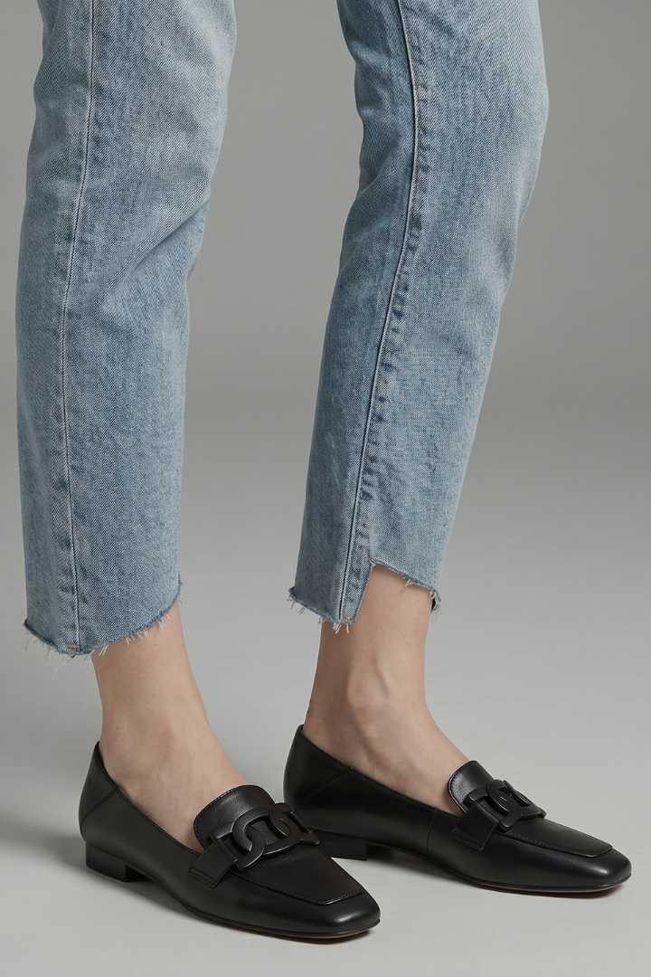 Mocassins orthopédiques en cuir pour femmes avec bout carré pour un usage quotidien