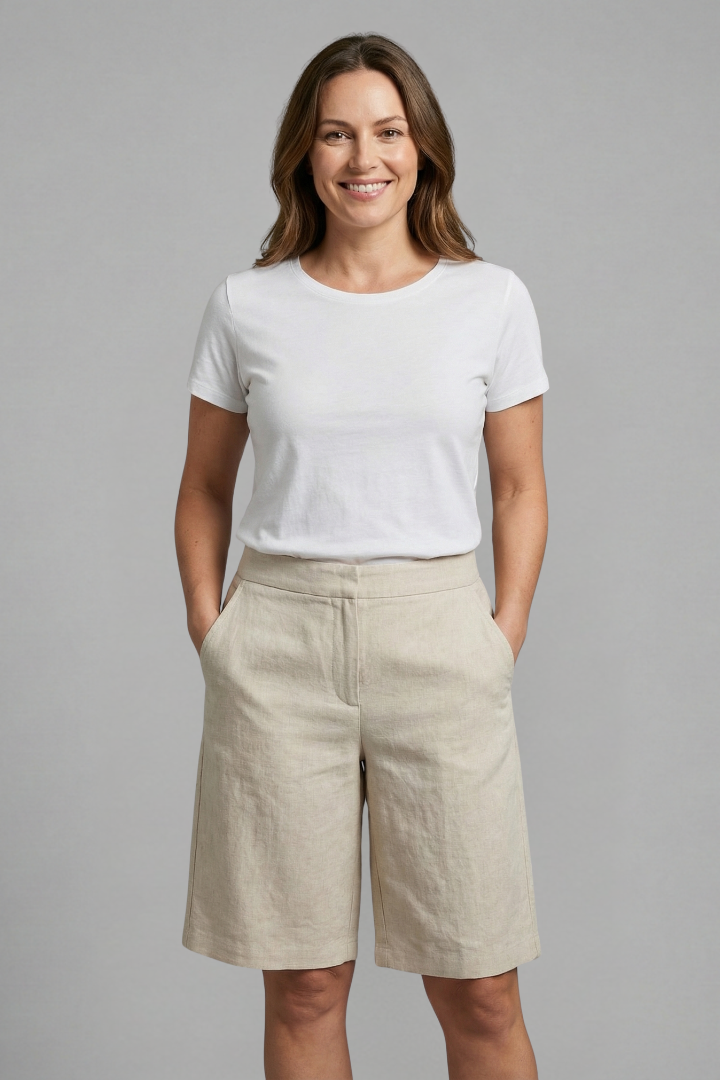 Shorts pour femmes avec taille élastique et poches latérales
