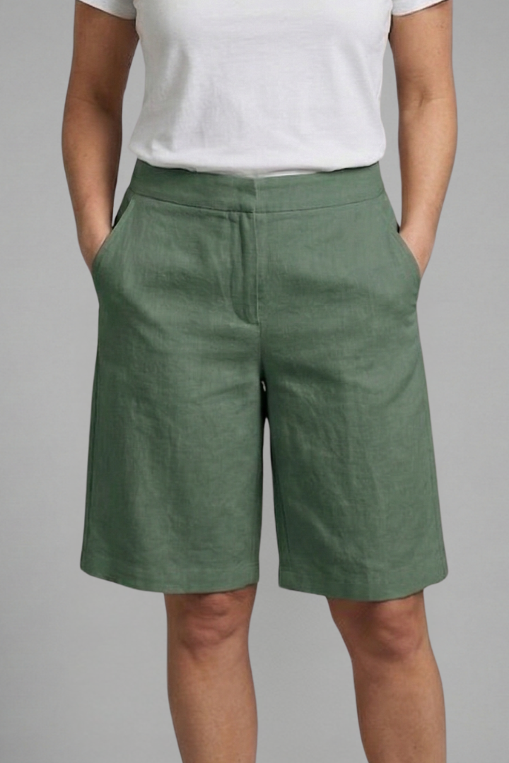 Shorts pour femmes avec taille élastique et poches latérales