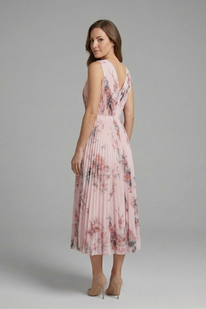 Robe sans manches pour femmes avec décolleté en V et jupe plissée