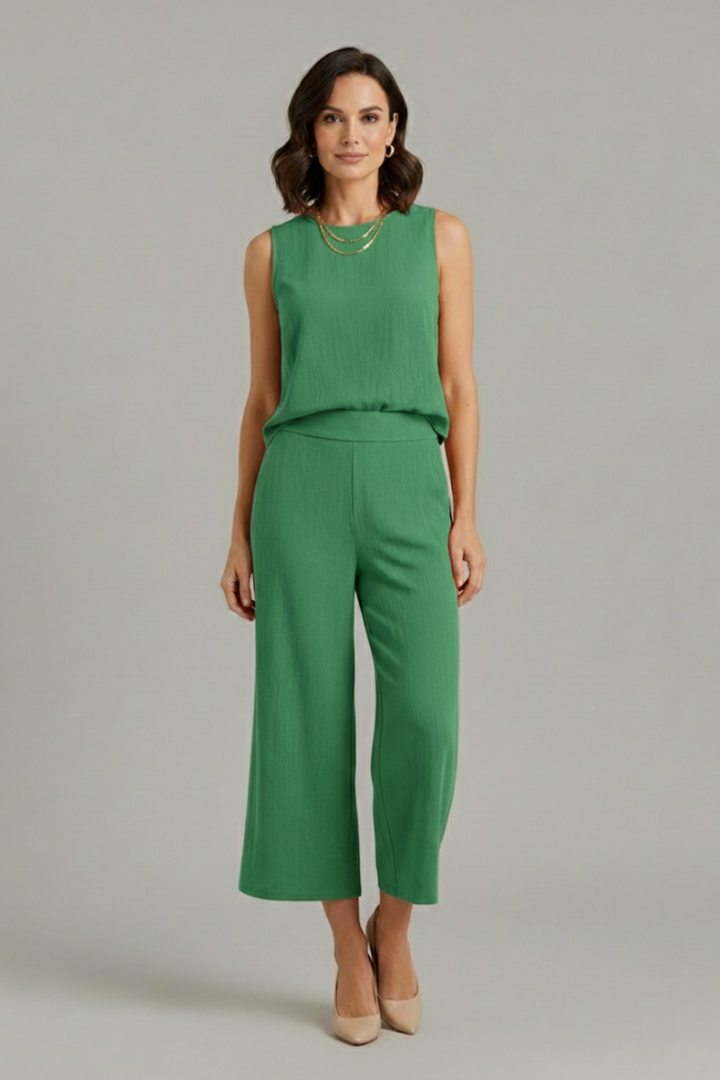 Ensemble Femme Deux Pièces avec Top Sans Manches et Pantalon Court