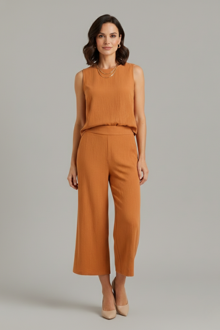 Ensemble Femme Deux Pièces avec Top Sans Manches et Pantalon Court