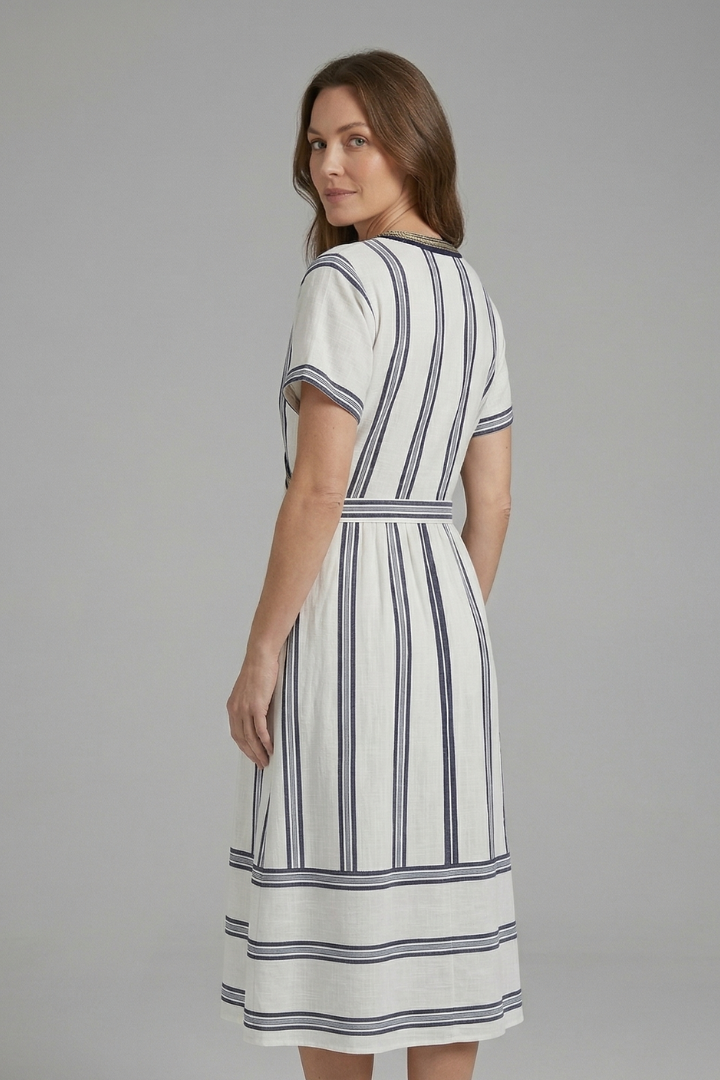 Robe portefeuille pour femmes avec décolleté en V et manches courtes