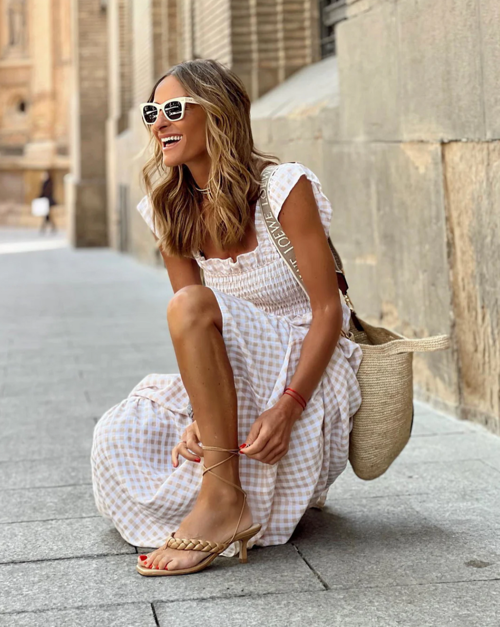 Robe Maxi Gingham Smockée d'Été avec Manches Volantes