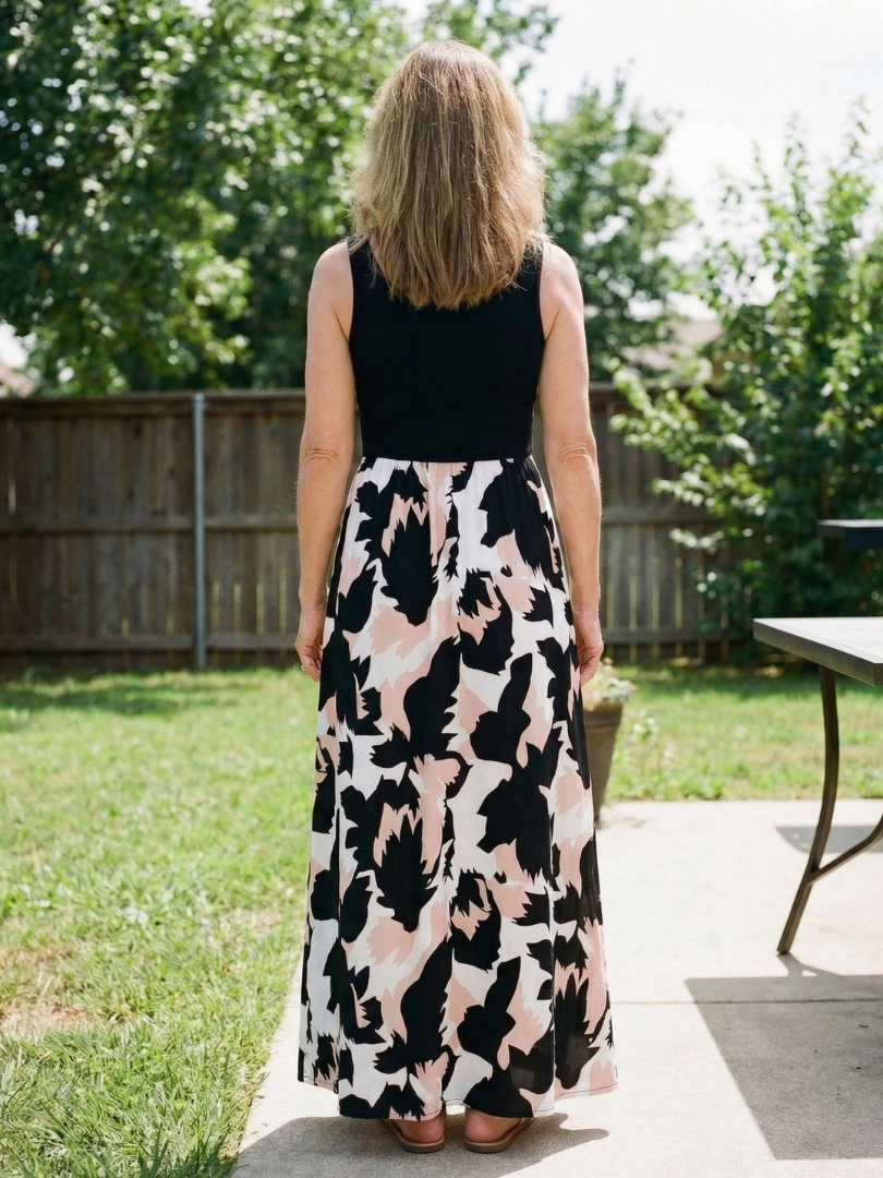 Zéphira | Robe maxi imprimée sans manches à encolure dégagée