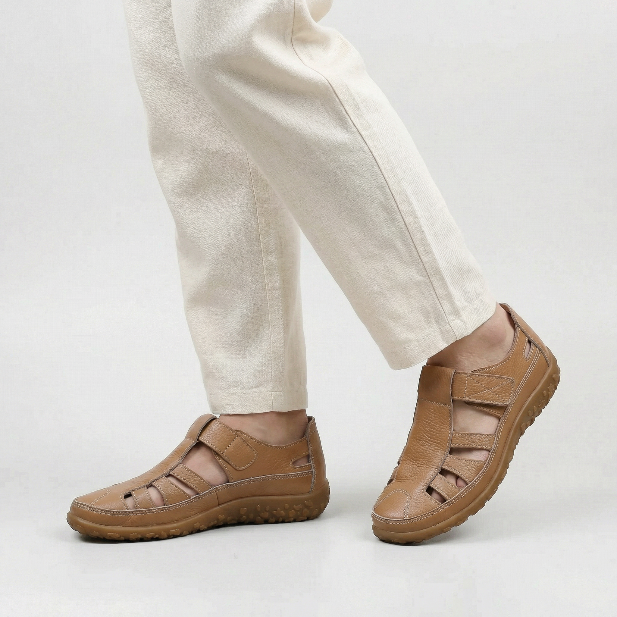 Sandales Fermées en Cuir pour Femme Chaussures de Promenade avec Sangle Réglable