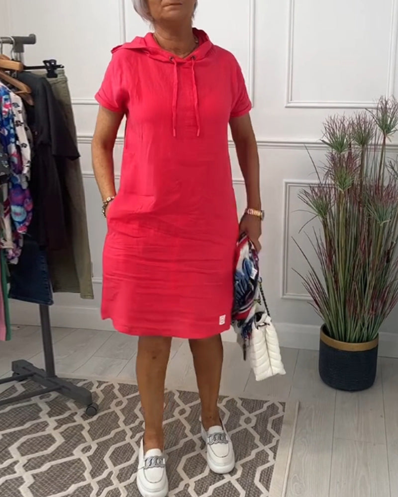 Nyla | Robe décontractée à manches courtes avec capuche
