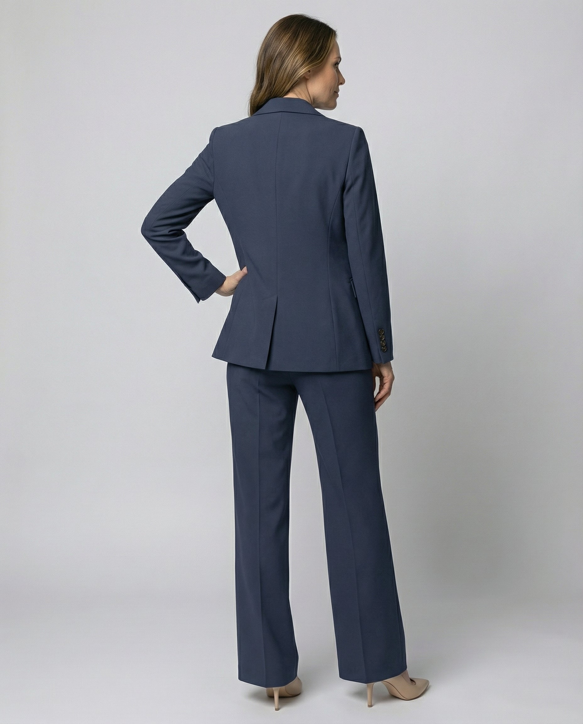 Costume Élégant pour Femmes en Tissu Confortable pour Toutes les Occasions | Mode Heidi