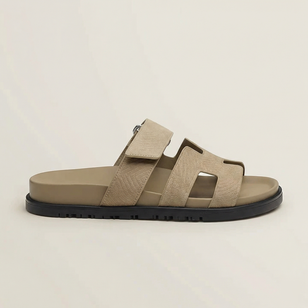 Sandales pour femmes avec design ouvert et semelle plate