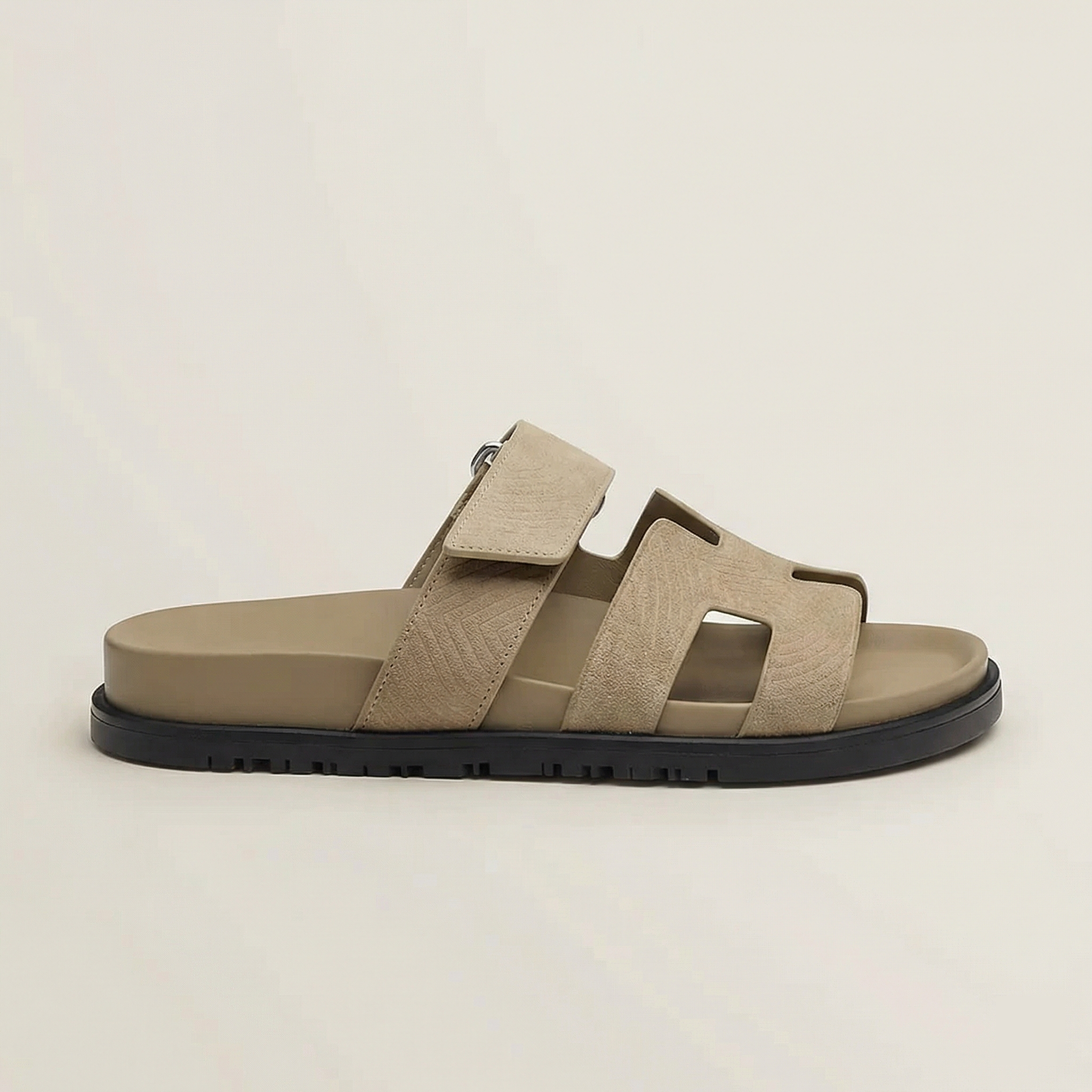 Sandales pour femmes avec design ouvert et semelle plate
