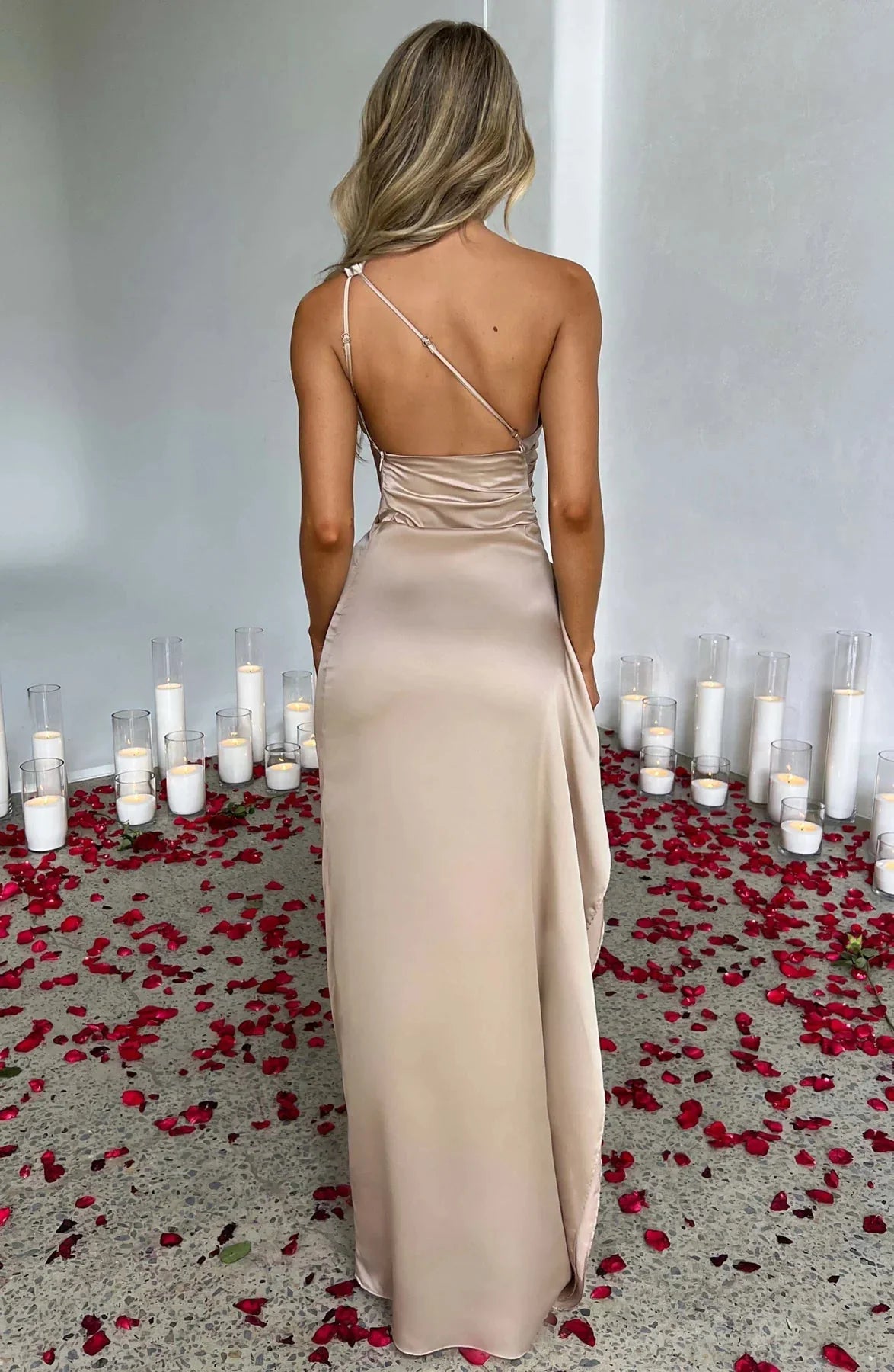 Robe de Soirée Femme à Une Épaule, Plis et Fente