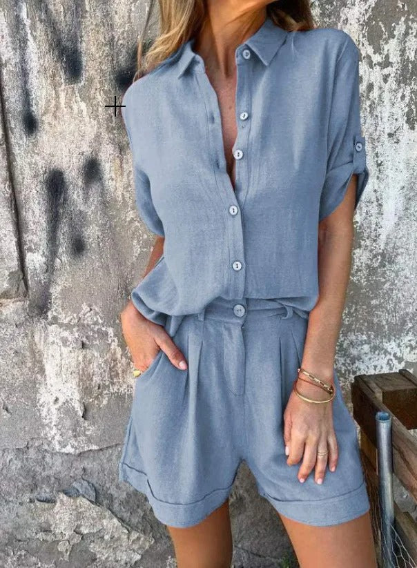 Ensemble Blouse et Shorts pour Femmes avec Boutonnage et Manches Roulées