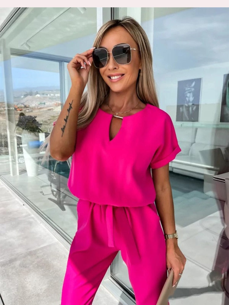 Combinaison Femme Manches Courtes avec Décolleté en V et Ceinture Nœud
