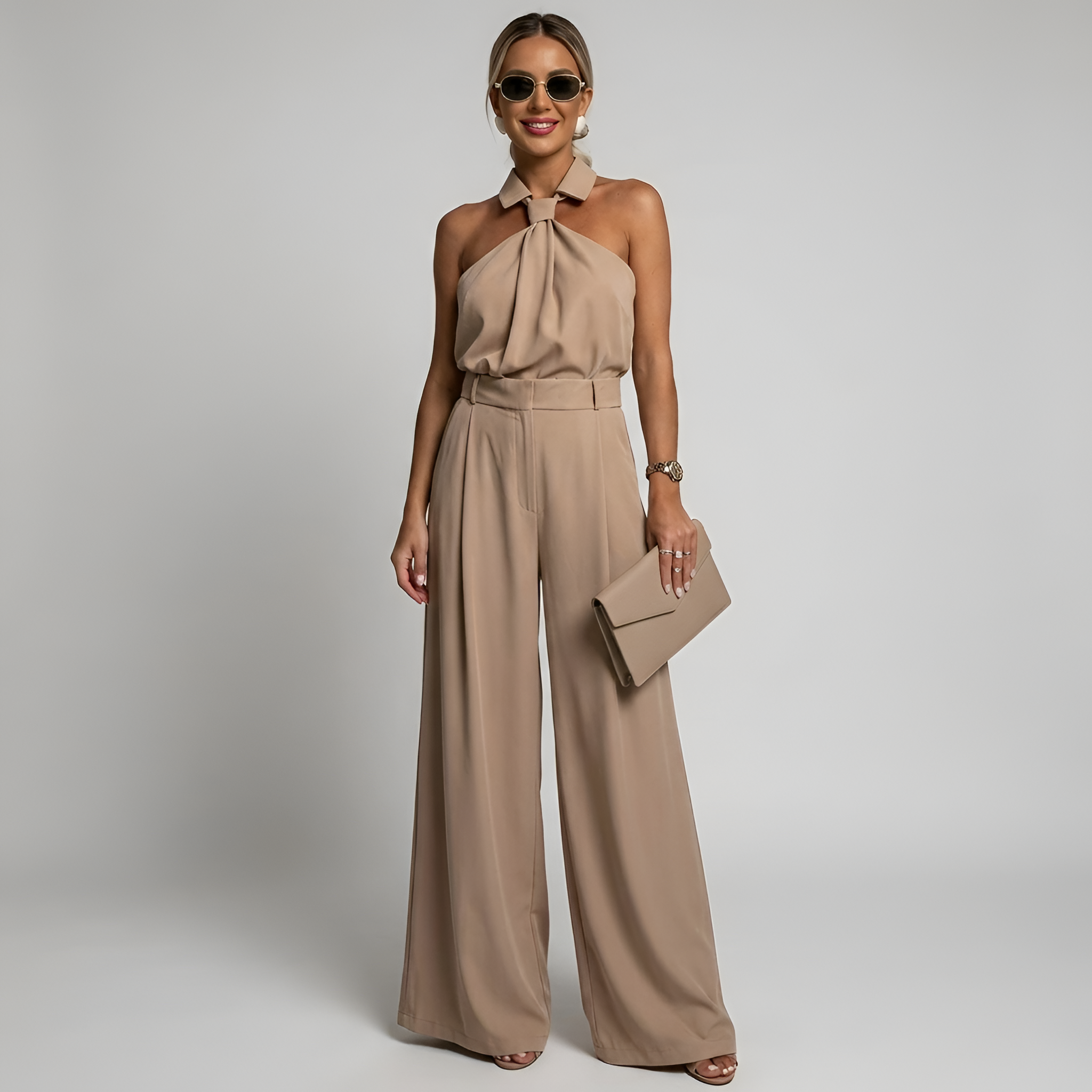 Combinaison Femme avec Col Halter et Pantalon Large
