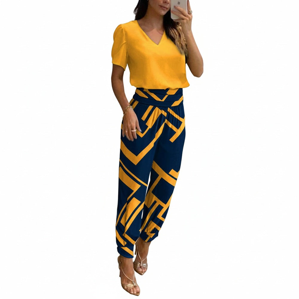 Ensemble Femme avec Top à Col en V et Pantalon Imprimé