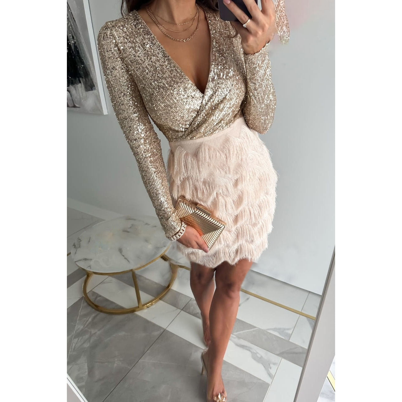 Robe Mini Femme avec Haut en Paillettes, Manches Longues, Col en V et Jupe à Franges
