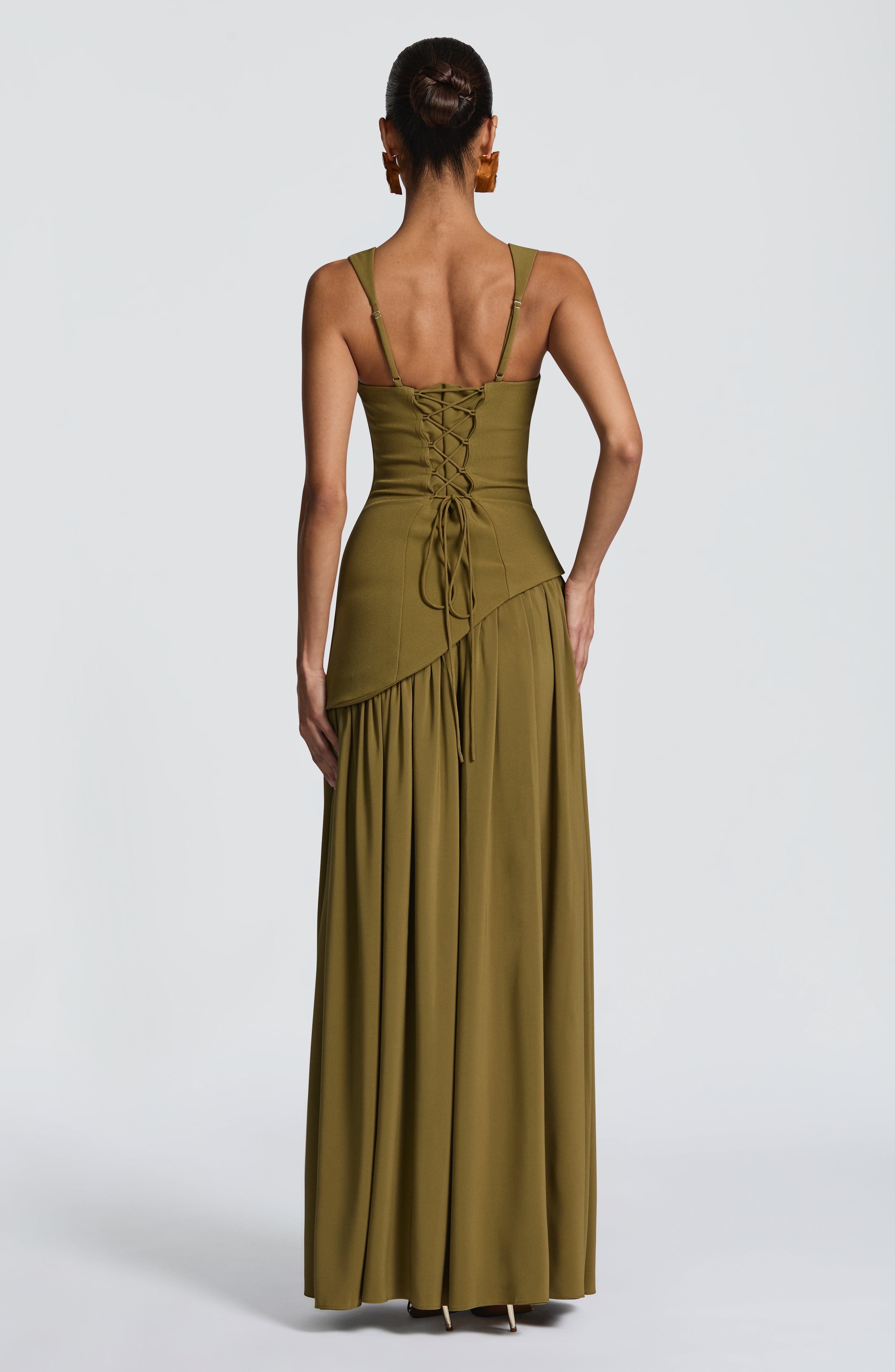 Robe Maxi Sans Bretelles pour Femmes avec Corset et Taille Asymétrique