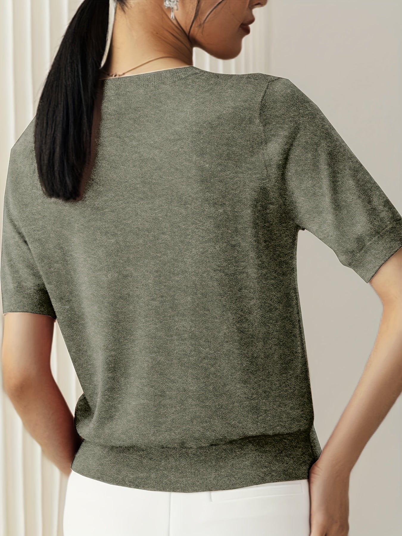 Pull Femme Tricoté à Manches Courtes avec Col Rond