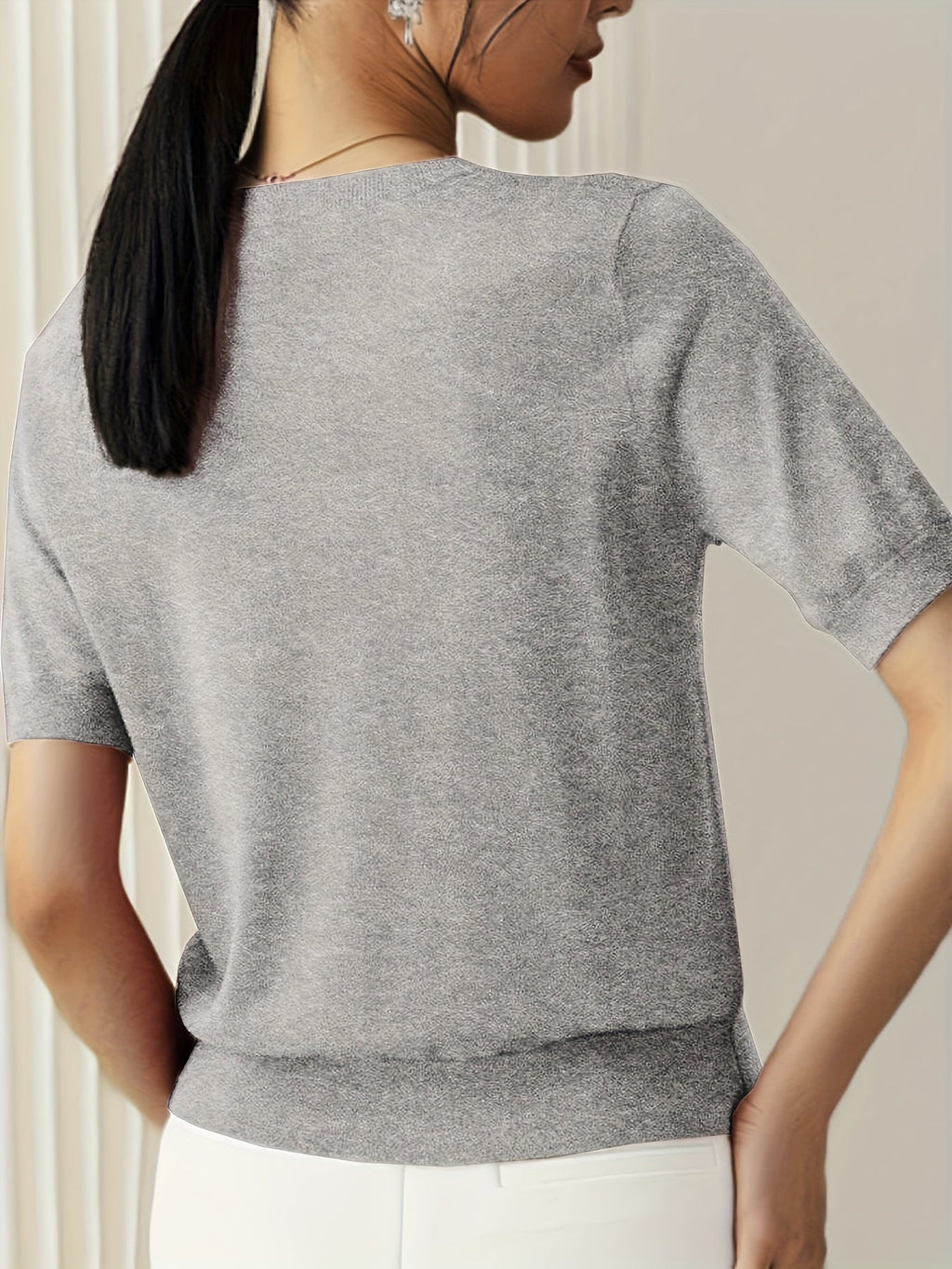 Pull Femme Tricoté à Manches Courtes avec Col Rond