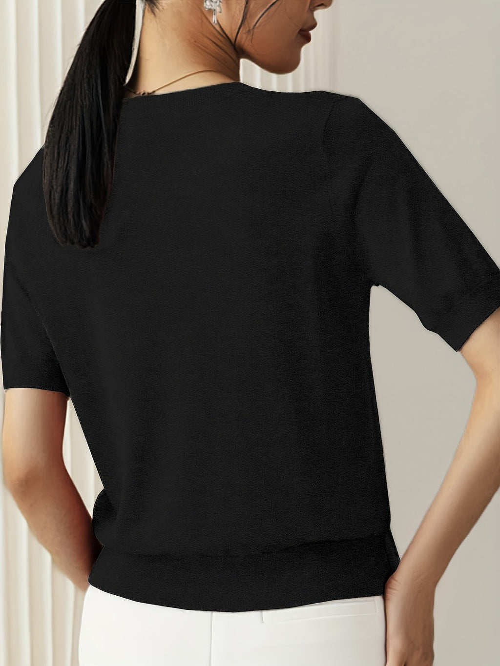 Pull Femme Tricoté à Manches Courtes avec Col Rond