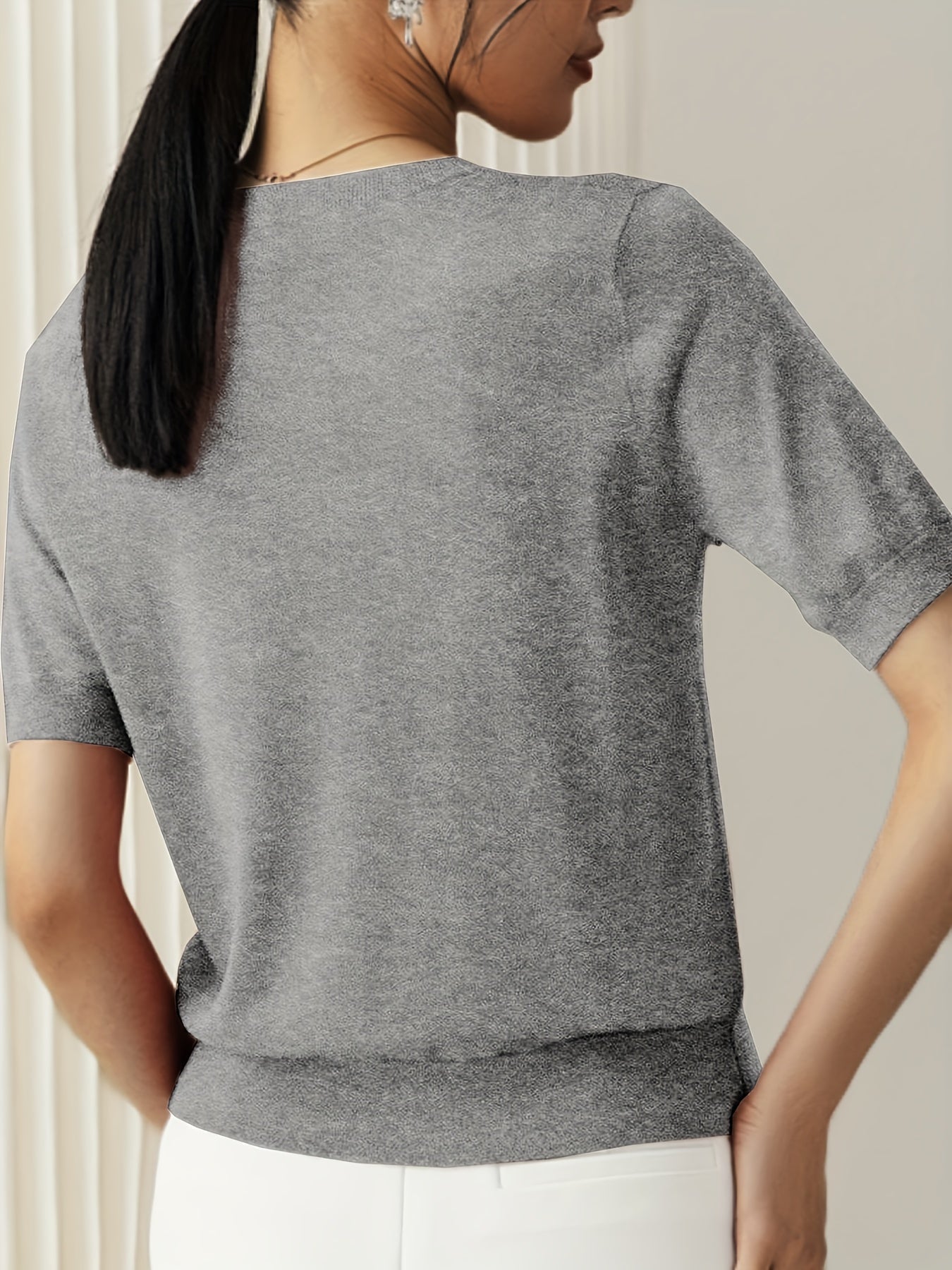 Pull Femme Tricoté à Manches Courtes avec Col Rond