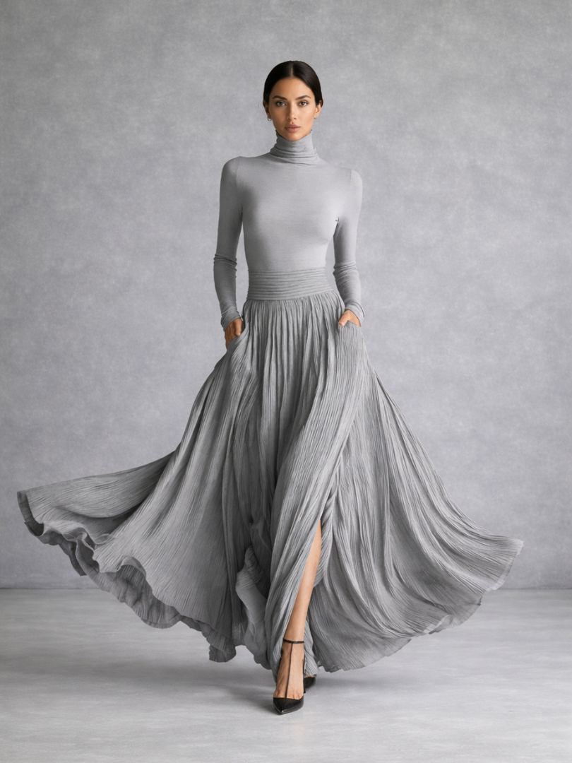 Isla | Robe maxi à col roulé et jupe plissée