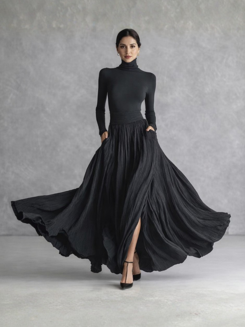Isla | Robe maxi à col roulé et jupe plissée