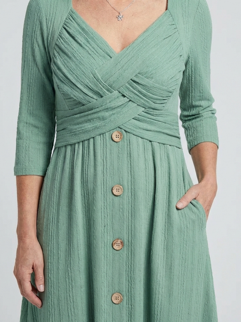 Isolde | Robe Midi à Col V Plissée Croisée avec Boutons