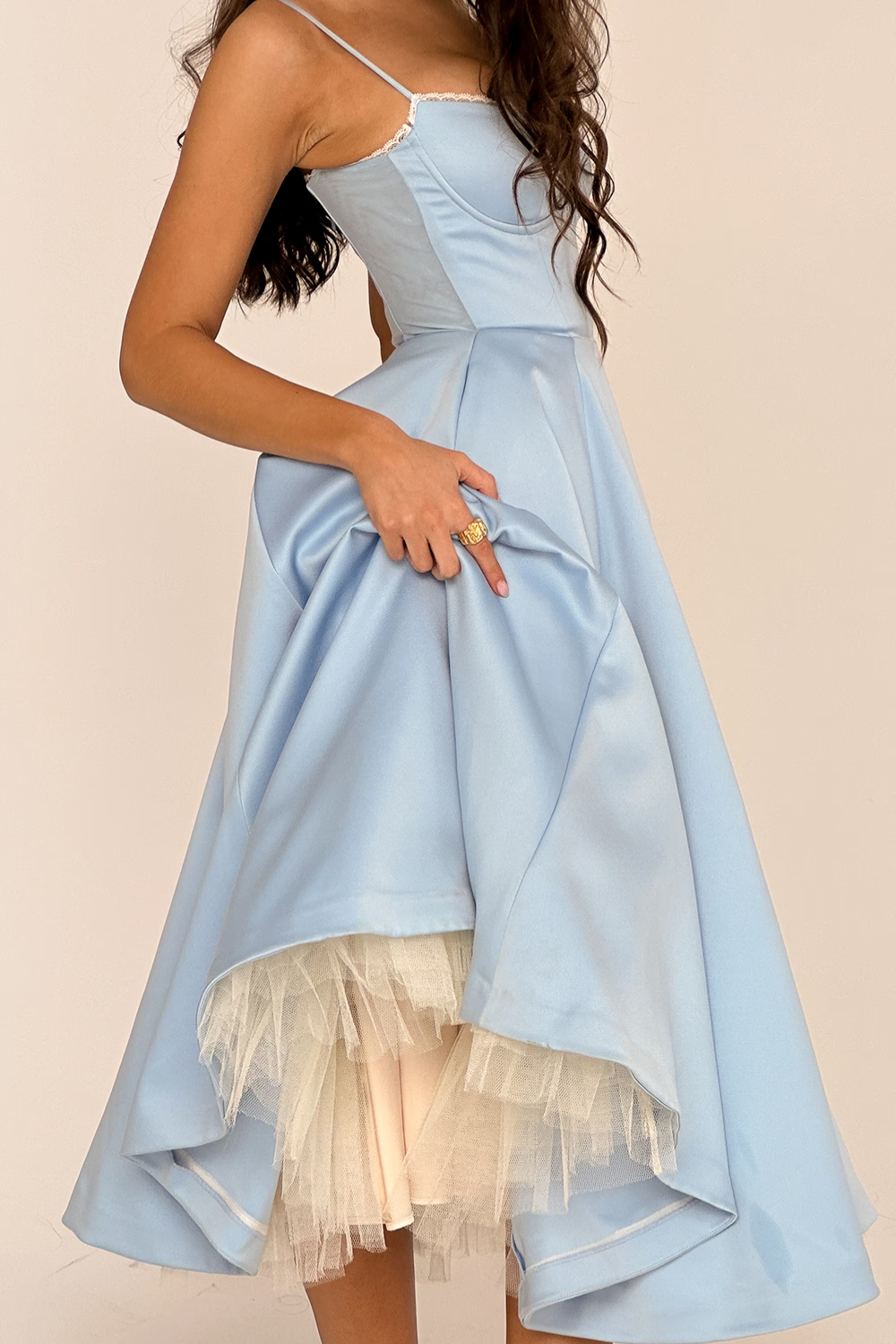 Addison | Robe midi décontractée à double couche pour le quotidien