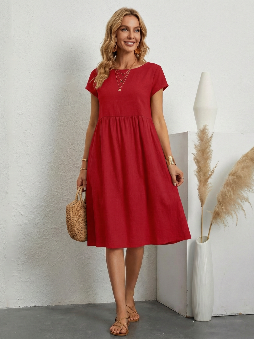 Lillian | Robe à manches courtes longueur genou avec poches