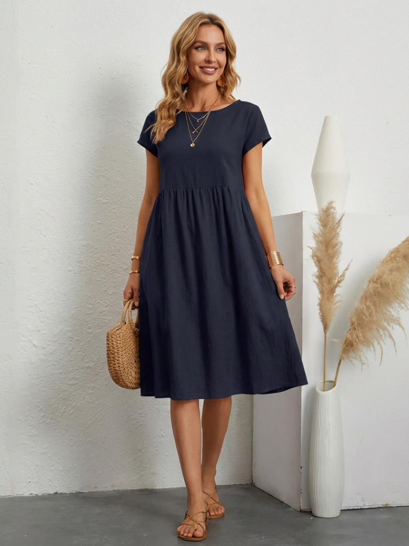 Lillian | Robe à manches courtes et longueur genou avec poches