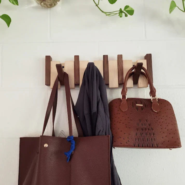 Porte-manteau en bois piano - HarmonyCoat