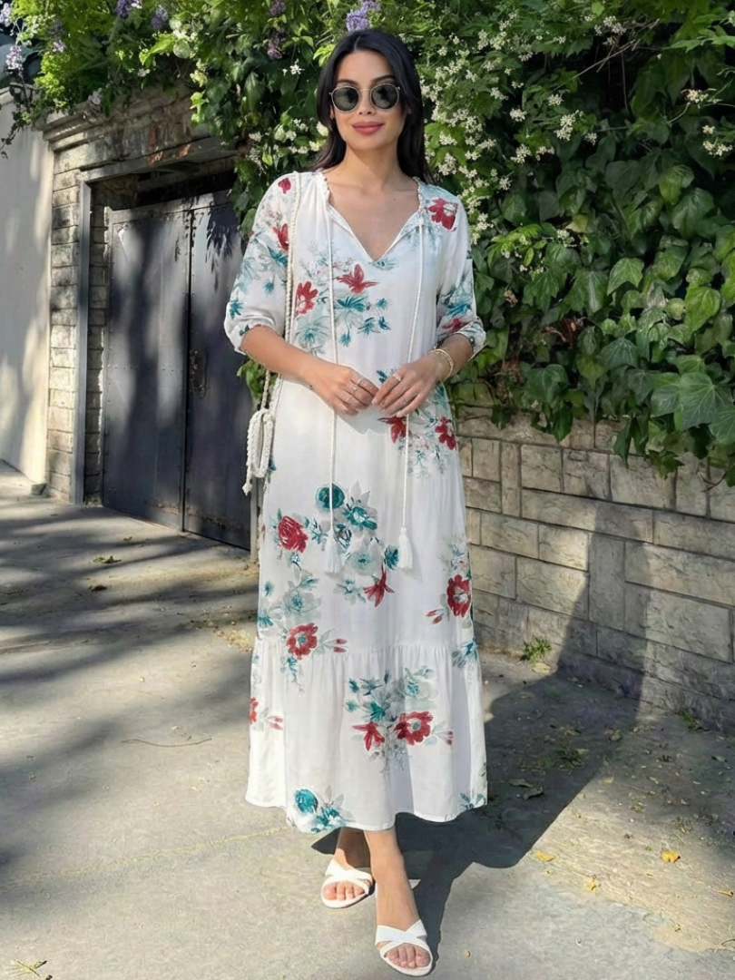 Lillian | Robe Midi à Manches Courtes et Décolleté en V Floral