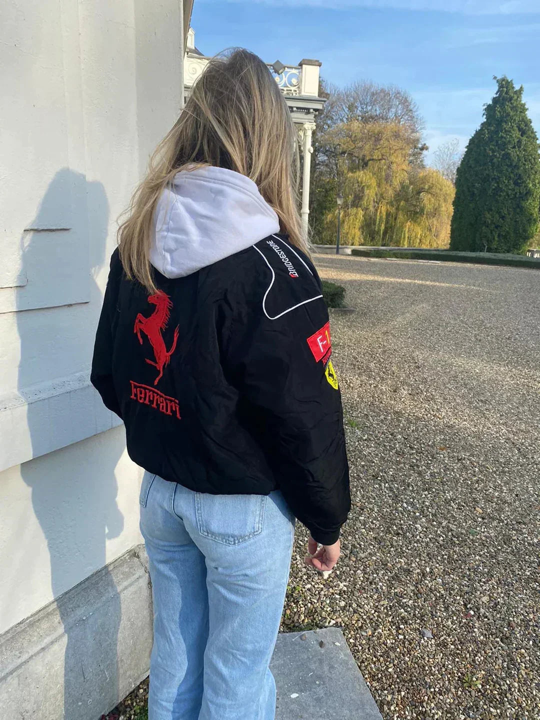 Veste de Course Vintage Ferrari - Style Sportif et Durabilité pour Tous