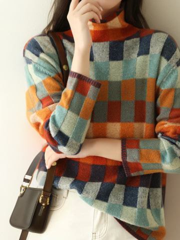 Isabelle - Chic Vintage Sweater Print