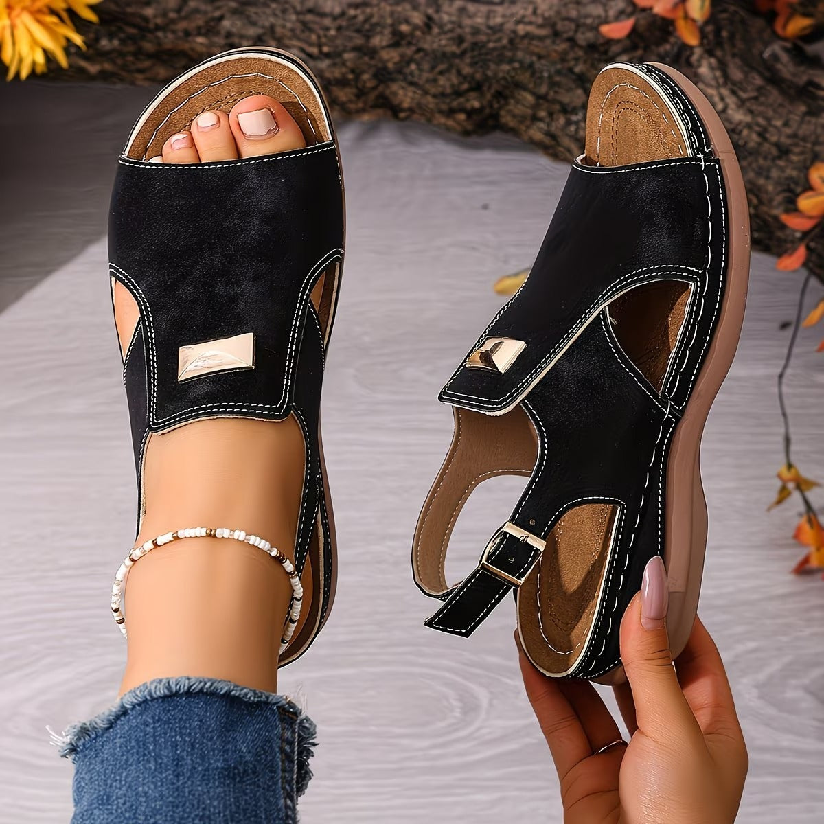 Konira | Sandales Boho Confortables avec Accent Doré