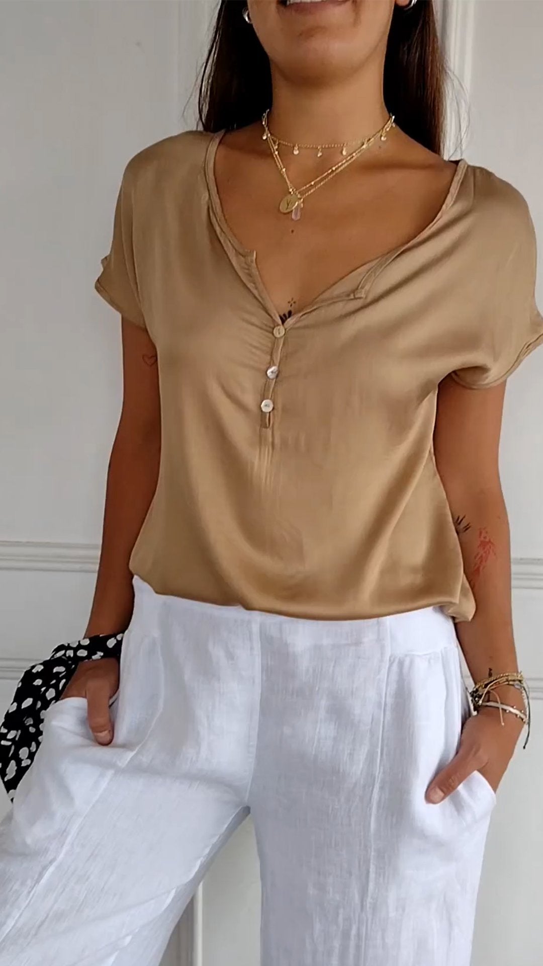 T-Shirt confortable avec décolleté en V