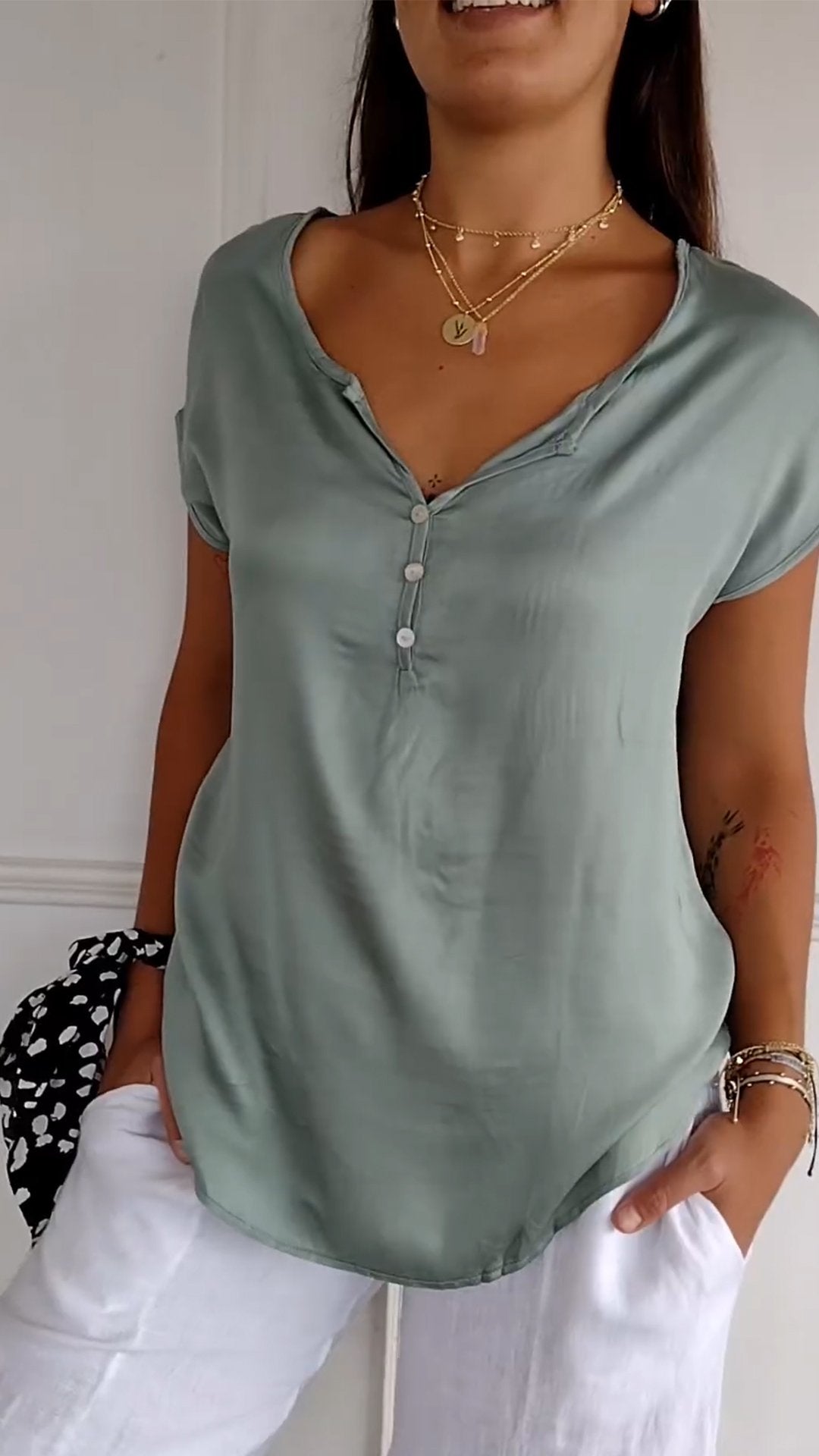 T-Shirt confortable avec décolleté en V